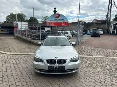 Gebraucht BMW 523 Advantage 190 PS (139 kW) 2011 Silber Limousine