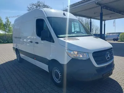 Gebraucht Mercedes Sprinter 170 PS (125 kW) 2022 Arktikweiss Van