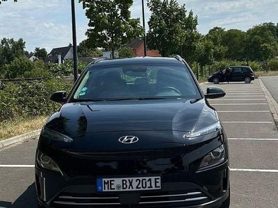 Gebraucht Hyundai Kona 100 kW (136 PS) 2021 Schwarz SUV
