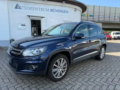 Gebraucht VW Tiguan Sportline 177 PS (130 kW) 2013 Blau SUV