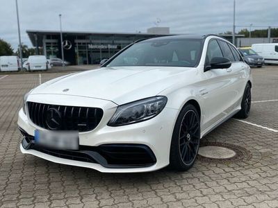 Mercedes C63 AMG