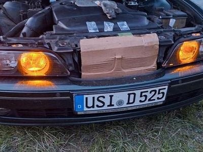 Second-hand BMW 525 Exclusive 163 CP (119 kW) 2002 Verde Break