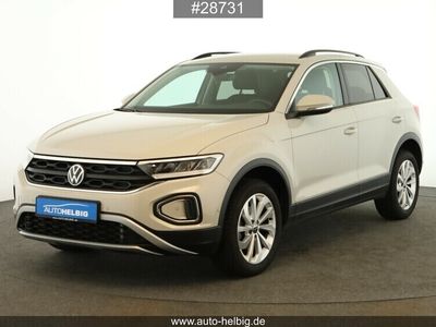 Gebraucht VW T-Roc Life 150 PS (110 kW) 2023 Ascotgrau SUV