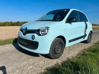 Używany Renault Twingo 69 KM (50 kW) 2018 Niebieski Hatchback