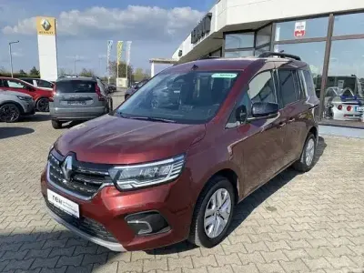 Gebraucht Renault Kangoo Techno 131 PS (96 kW) 2024 Karmesinrot metallic Van / Kleinbus