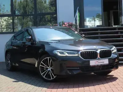Gebraucht BMW 530 Sport Line 286 PS (210 kW) 2021 Schwarz Limousine
