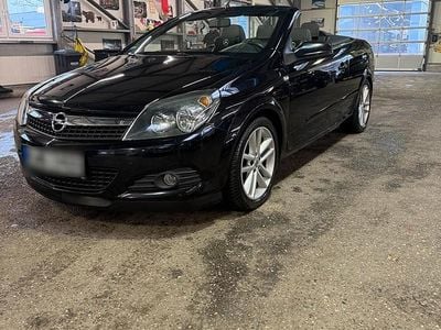 Gebraucht Opel Astra Cabriolet 140 PS (102 kW) 2006 Schwarz Cabrio