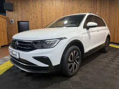 Gebraucht VW Tiguan Active 245 PS (180 kW) 2022 Weiß SUV