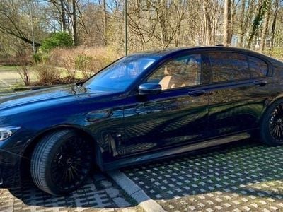 Usata BMW 750 M Sport 530 CV (389 kW) 2021 Nero Berlina