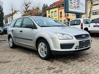 Silber Gebraucht 2006 Ford Focus Fun X Kombi | 2.800 € (Etwas zu teuer)