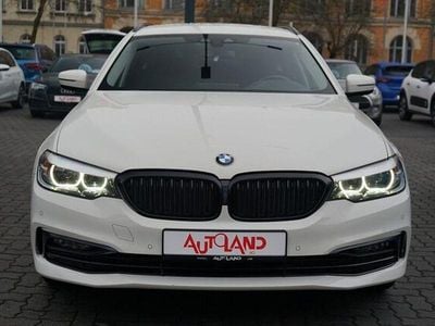 Gebraucht BMW 520 Sport Line 190 PS (139 kW) 2018 Alpinweiss metallic Kombi