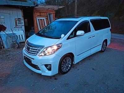Gebraucht Toyota Alphard 170 PS (125 kW) 2013 Weiß Van / Kleinbus