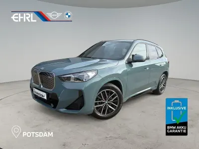 Gebraucht BMW iX1 M Sport 150 kW (204 PS) 2025 Grün SUV