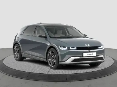 Neu Hyundai Ioniq 5 125 kW (170 PS) 2026 Blau SUV