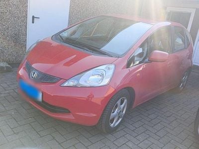 Gebraucht Honda Jazz 77 PS (56 kW) 2011 Rot Kleinwagen