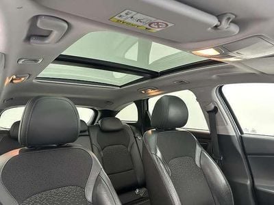 Gebraucht Hyundai i30 Pure 140 PS (102 kW) 2018 Weiß metallic