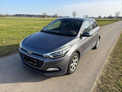 Usata Hyundai i20 Style 90 CV (66 kW) 2016 Grigio Berlina