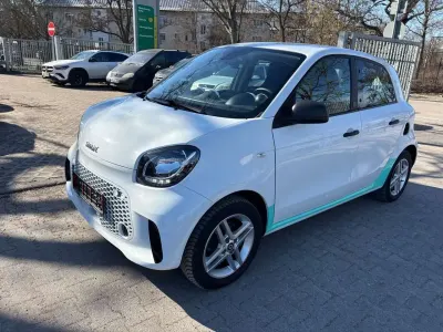 Begagnad Smart ForFour Electric Drive 60 kW (82 HK) 2020 Vit Halvkombi