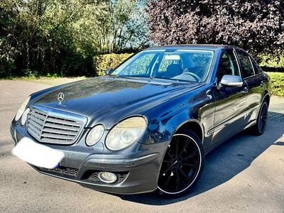 Mercedes E320