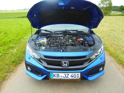 Gebraucht Honda Civic Comfort 129 PS (94 kW) 2017 Blau Limousine