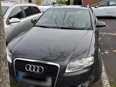 Gebraucht Audi A4 140 PS (102 kW) 2007 Grau Limousine