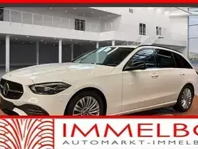 Gebraucht Mercedes C220 Night 220 PS (161 kW) 2023 Weiß Limousine