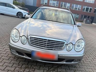 Gebraucht Mercedes E240 Avantgarde 177 PS (130 kW) 2003 Grau Kombi