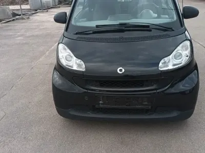 Gebraucht Smart ForTwo Coupé 61 PS (44 kW) 2009 Schwarz Coupé