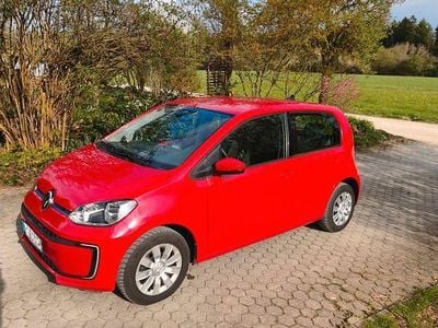 Usata VW e-up! United 61 kW (83 CV) 2021 Rosso Utilitaria