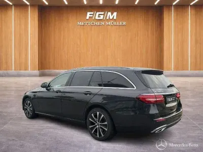 Gebraucht Mercedes E300 306 PS (225 kW) 2021