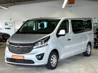Gebraucht Opel Vivaro 146 PS (107 kW) 2017 Silber Van / Kleinbus