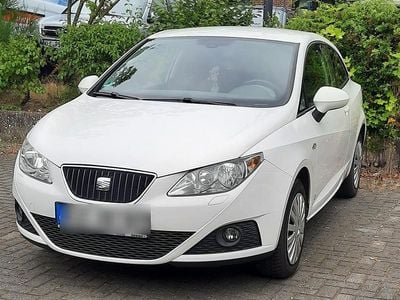 Weiß Gebraucht 2011 Seat Ibiza Style Coupé | 5.550 € (Fairer Preis)