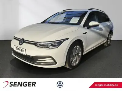 Brugt VW Golf VIII Style 131 HK (96 kW) 2024 Hvid Stationcar