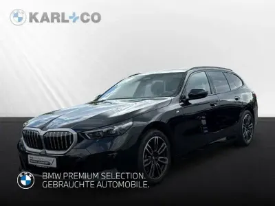 Gebraucht BMW 520 M Sport 197 PS (144 kW) 2025 Schwarz Kombi