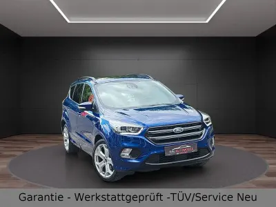 Gebraucht Ford Kuga ST-Line 150 PS (110 kW) 2018 Blau SUV