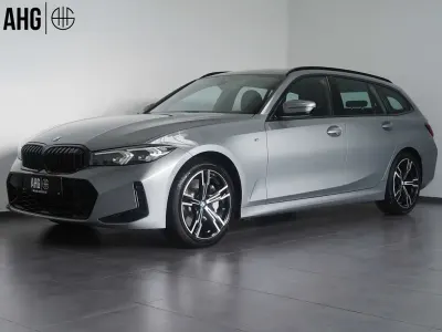 Gebraucht BMW 330 M Sport 245 PS (180 kW) 2025 Grau Kombi