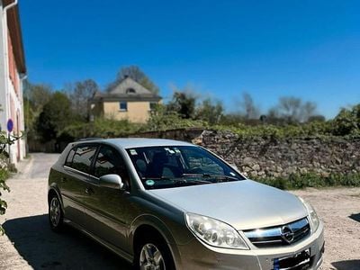 Usado Opel Signum 2006 Dourado Citadino