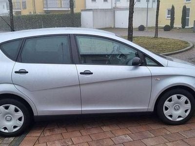 Begagnad Seat Altea 102 HK (75 kW) 2007 Silver Sedan