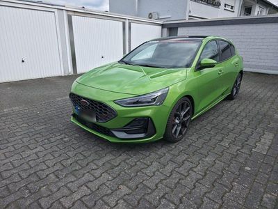 Usata Ford Focus ST 280 CV (205 kW) 2025 Verde Berlina
