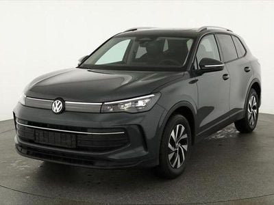 Neu VW Tiguan Life 150 PS (110 kW) 2025 Grün SUV