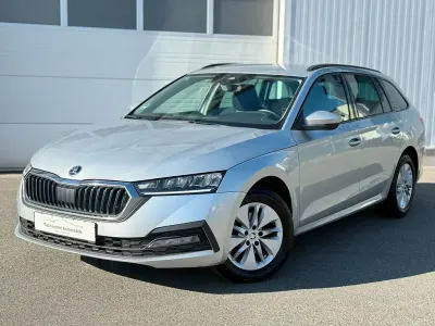 Gebraucht Skoda Octavia Ambition 150 PS (110 kW) 2023 Silber Kombi