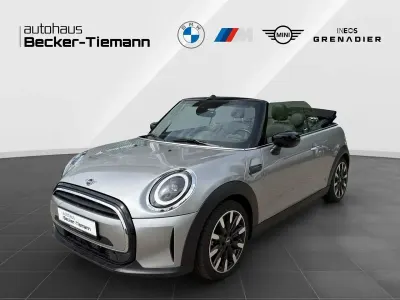 Gebraucht Mini Cooper Cabriolet 136 PS (100 kW) 2024 Melting silver iii Cabrio