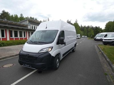 Neu Peugeot Boxer 140 PS (102 kW) 2025 Lackierung weiss icy/typ ausse Van