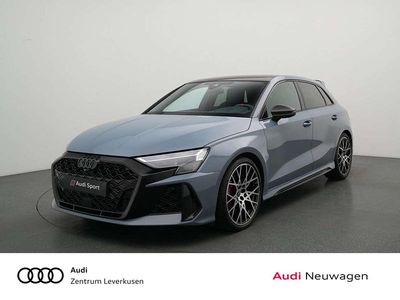 Neu Audi RS3 Comfort 400 PS (294 kW) 2025 Mythosschwarz Limousine