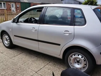 Gebraucht VW Polo 60 PS (44 kW) 2003 Silber Kombi