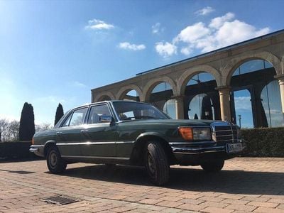 Gebraucht Mercedes E280 177 PS (130 kW) 1977 Grün Limousine