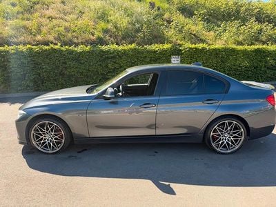 Usata BMW 320 Sport Line 184 CV (135 kW) 2015 Grigio Berlina