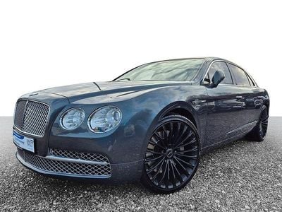 Grau Gebraucht 2015 Bentley Flying Spur Limousine | 54.990 € (Superpreis)