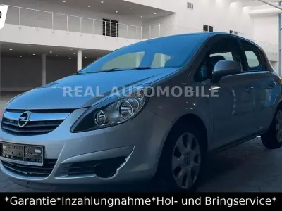 Gebraucht Opel Corsa Edition 87 PS (63 kW) 2010 Starsilber/silver iii Kleinwagen