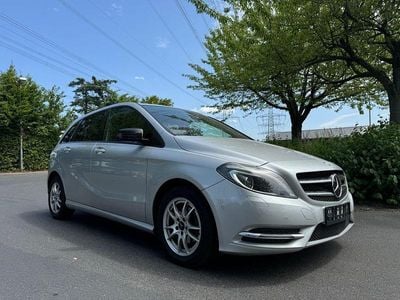Mercedes B180